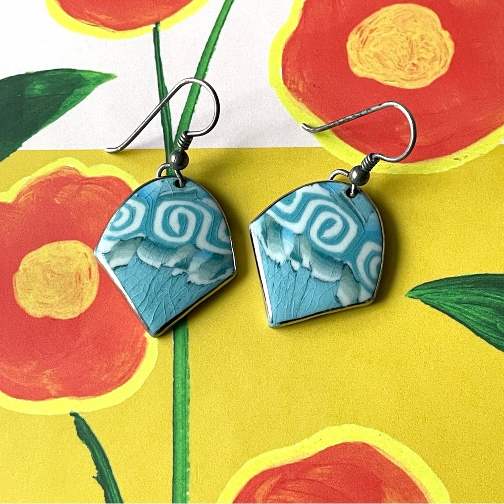 Vintage artisan style blue & white swirled ceramic dangle earrings